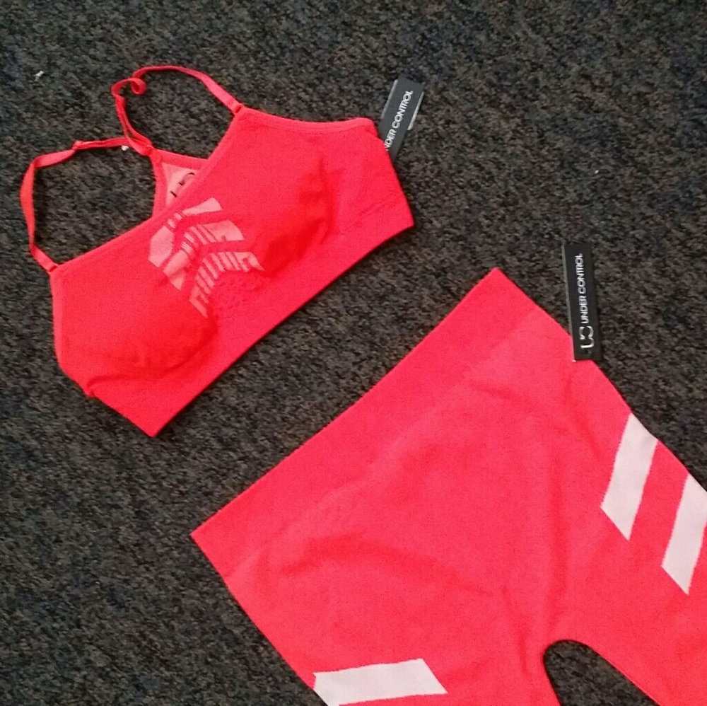 Orange gym fit