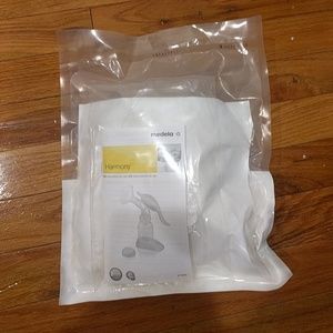 Medela Hand Pump for Breastfeeding