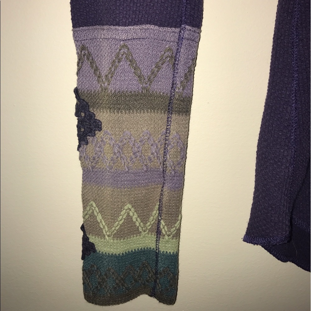 FREE PEOPLE WAFFLE SHIRT Sleeve detail