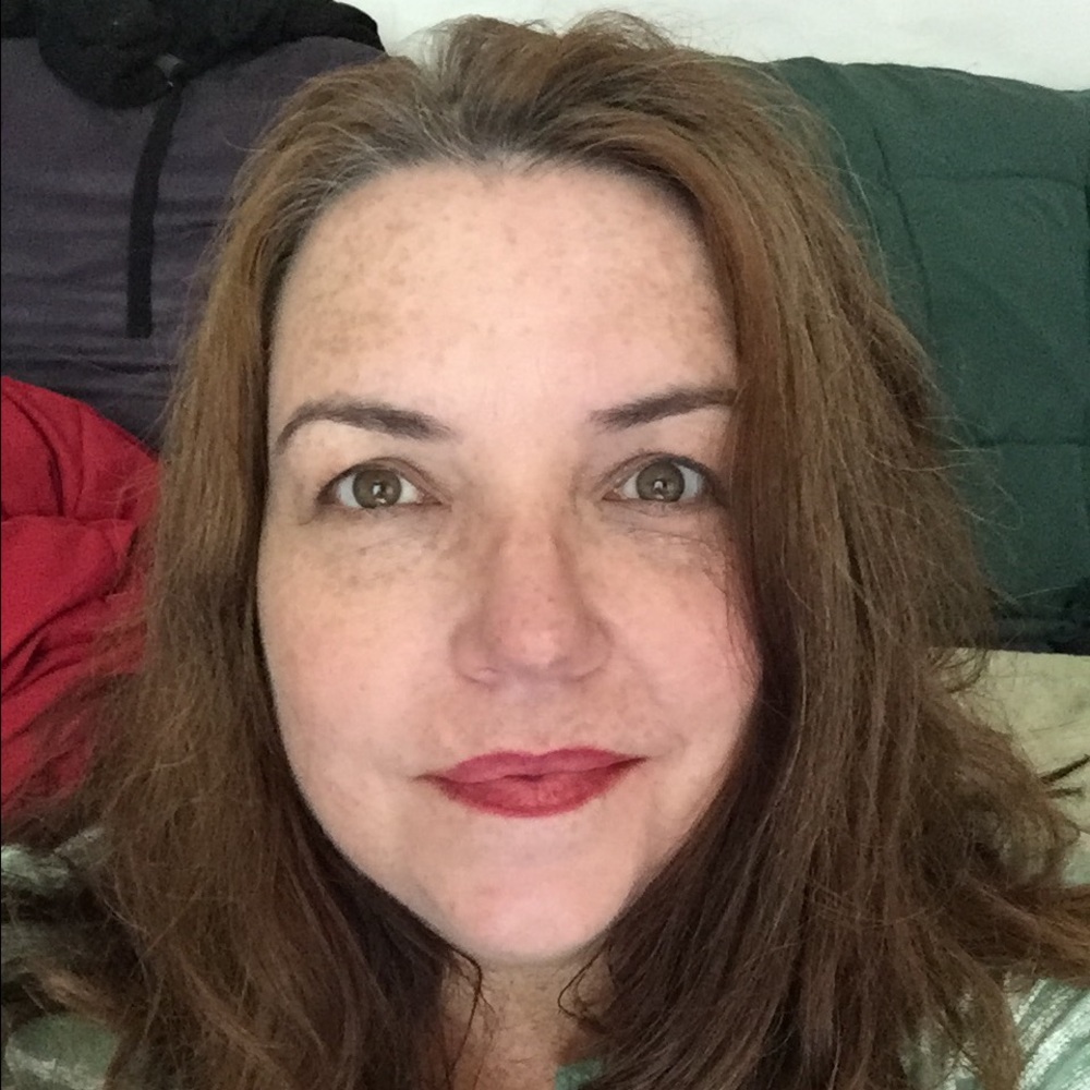 Meet your Posher, Julia