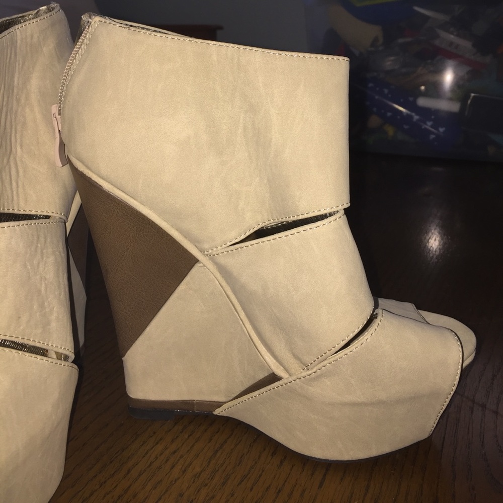Wedges - Picture 2 of 2