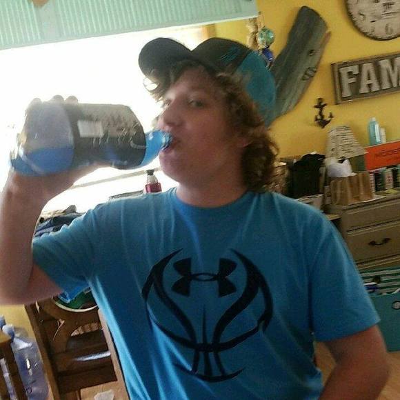 Meet your Posher, Zach - Picture 1 of 1