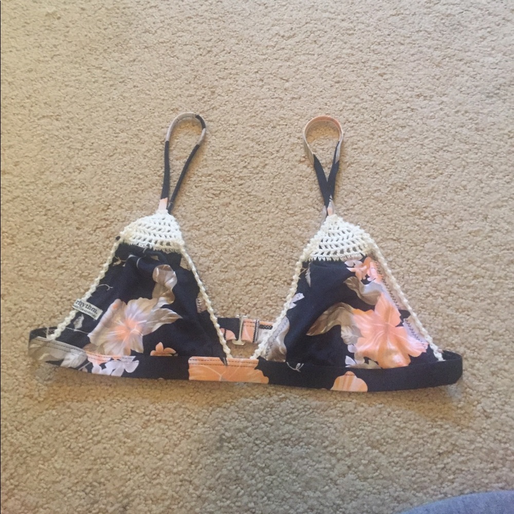 RHYTHM BIKINI TOP ✨