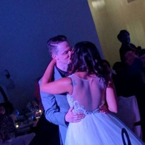 Meet your Posher, Aja