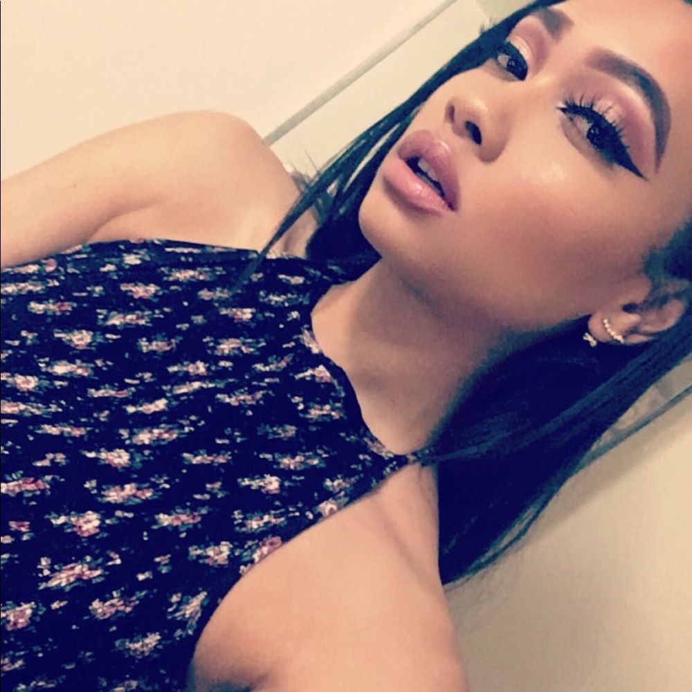 Meet your Posher, Pualani