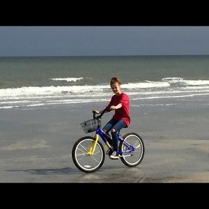 Meet your Posher, Crystal