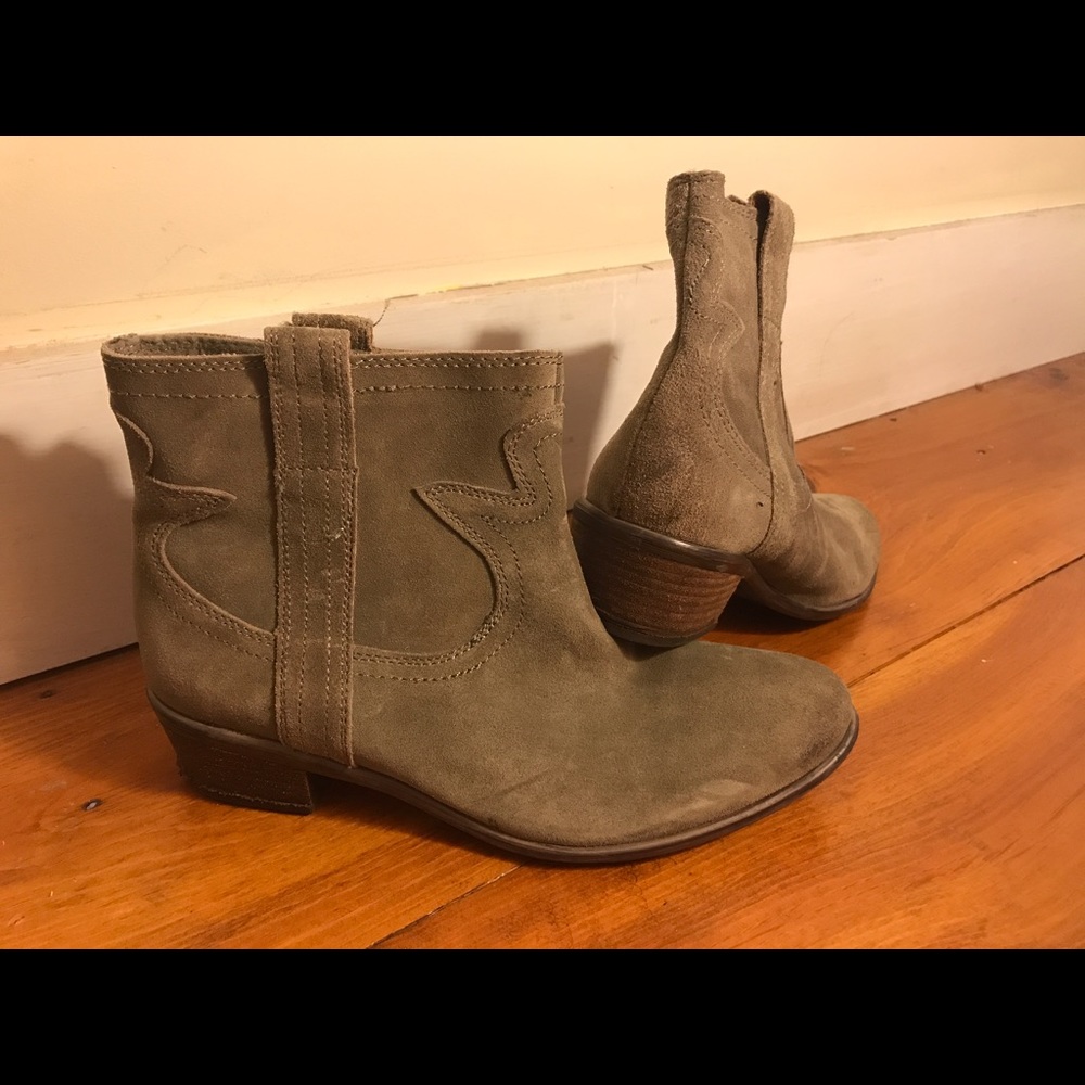 LUCKY BRAND booties
