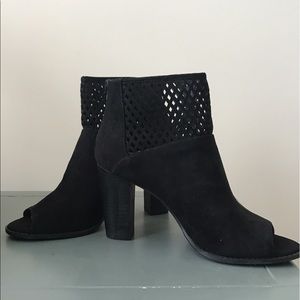 Size 9 black peep toe booties never worn!