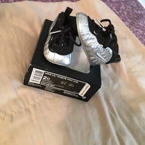 Infant Silver Nike Lil Posite Pro