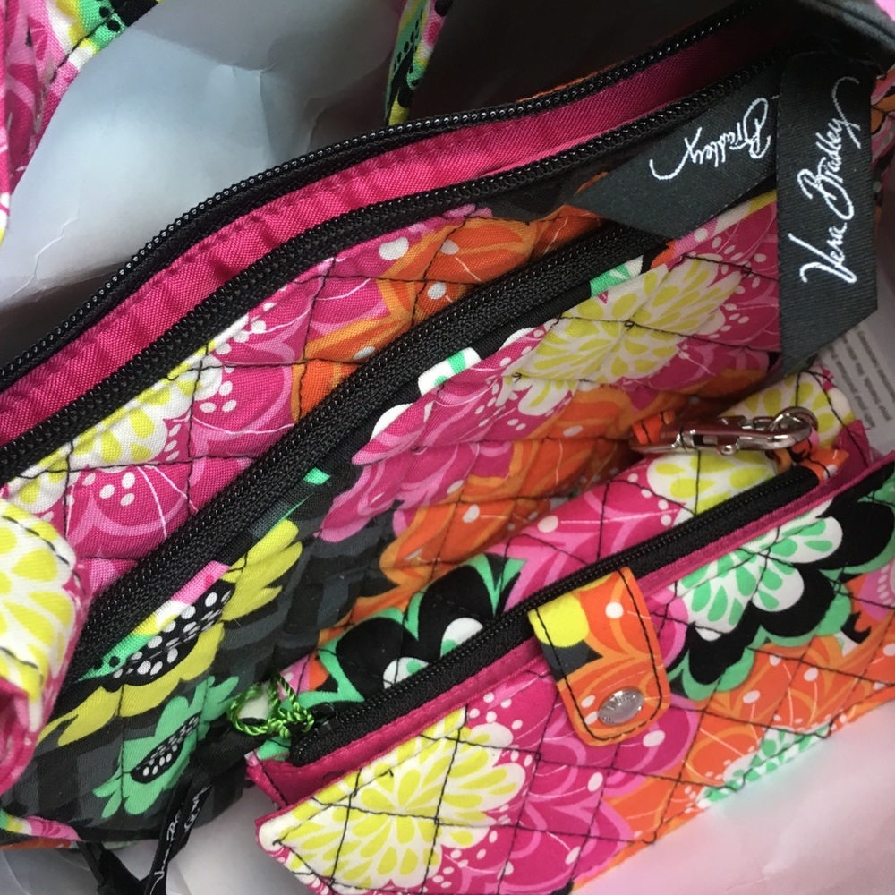 Vera Bradley bag with matching wristlet/wallet
