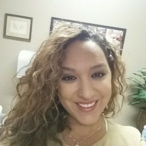 Meet your Posher, Carla