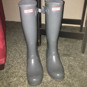 Gray hunter boots