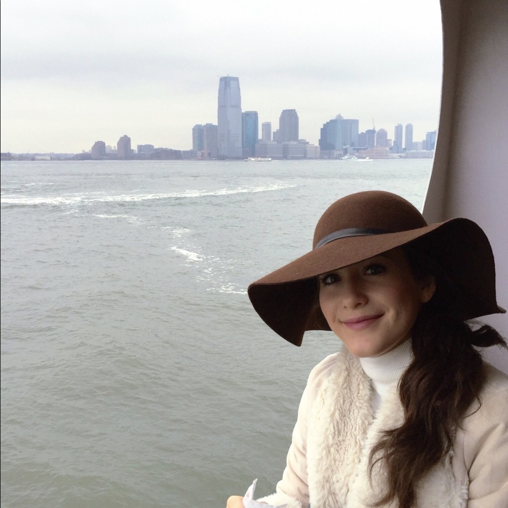 Meet your Posher, Melanie