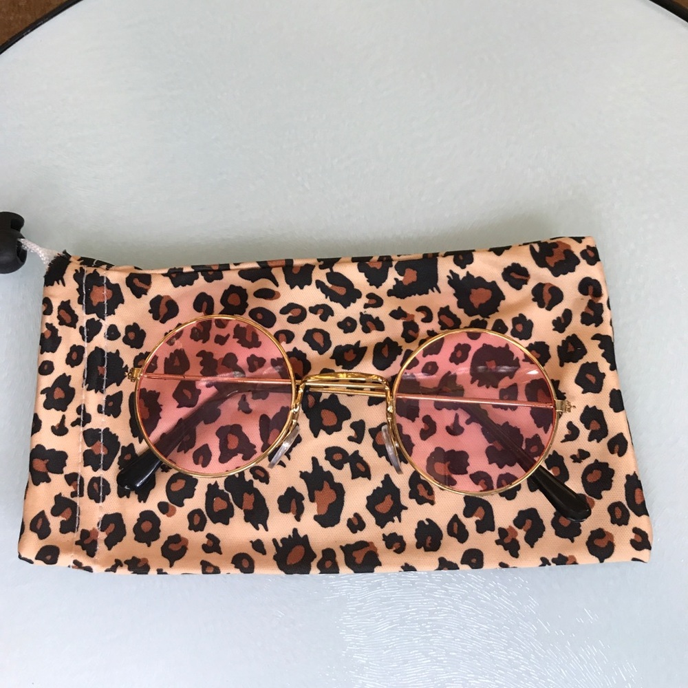 Cute Rose Colored Glasses - Picture 2 of 7