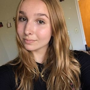 Meet your Posher, Elizabeth vivian