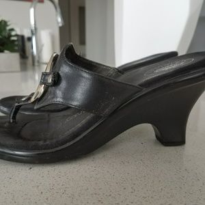Dr Scholls Black heeled sandals