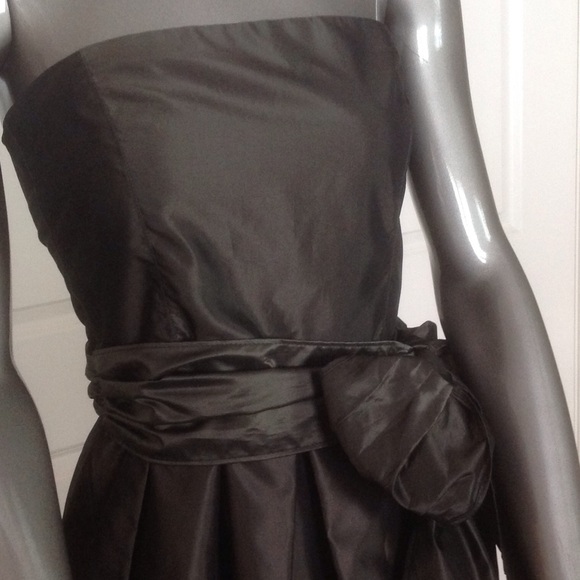 Zara Basic Strapless Formal Dress - Picture 3 of 8