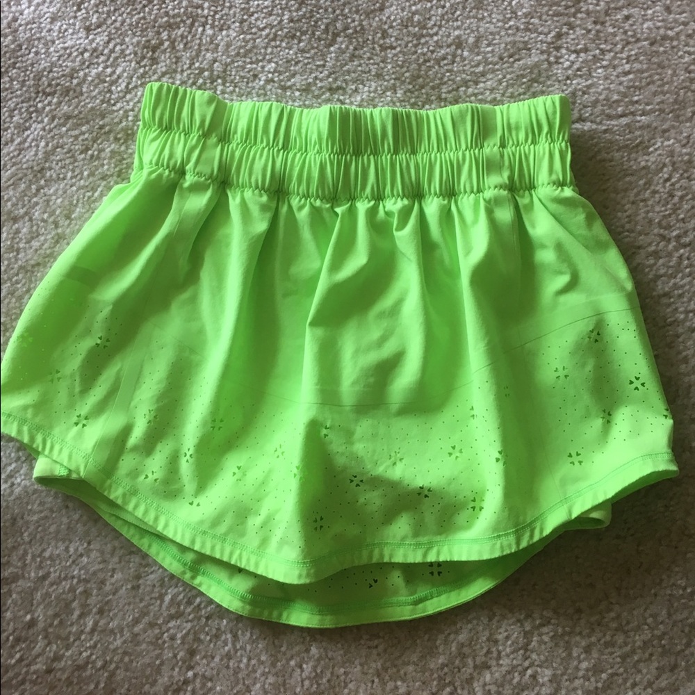 Lululemon NEON green tennis skirt/skort