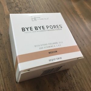 It Cosmetics Finishing Powder