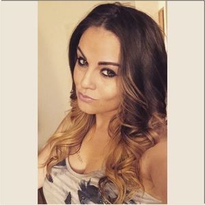 Meet your Posher, Danielle