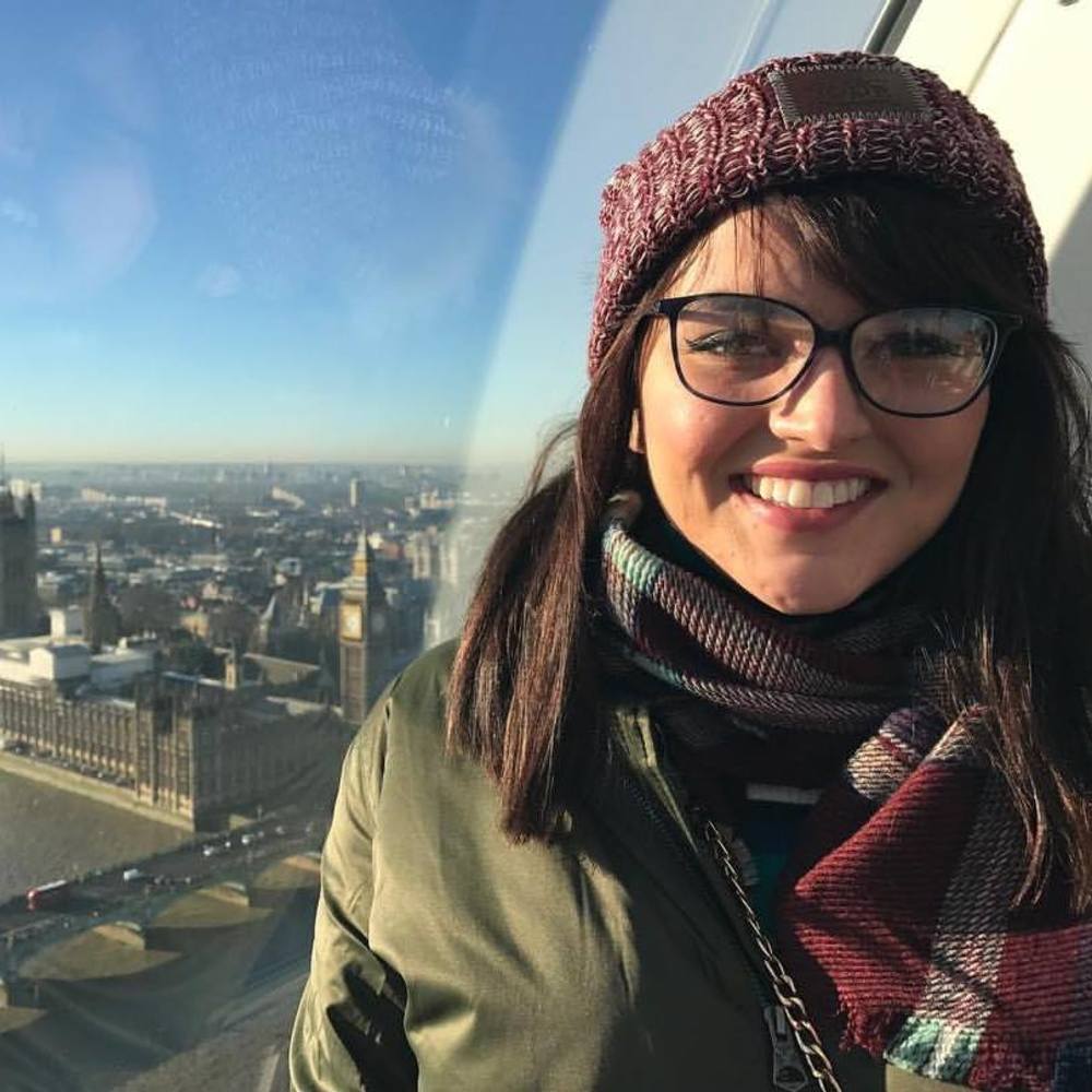 Meet your Posher, Lauren