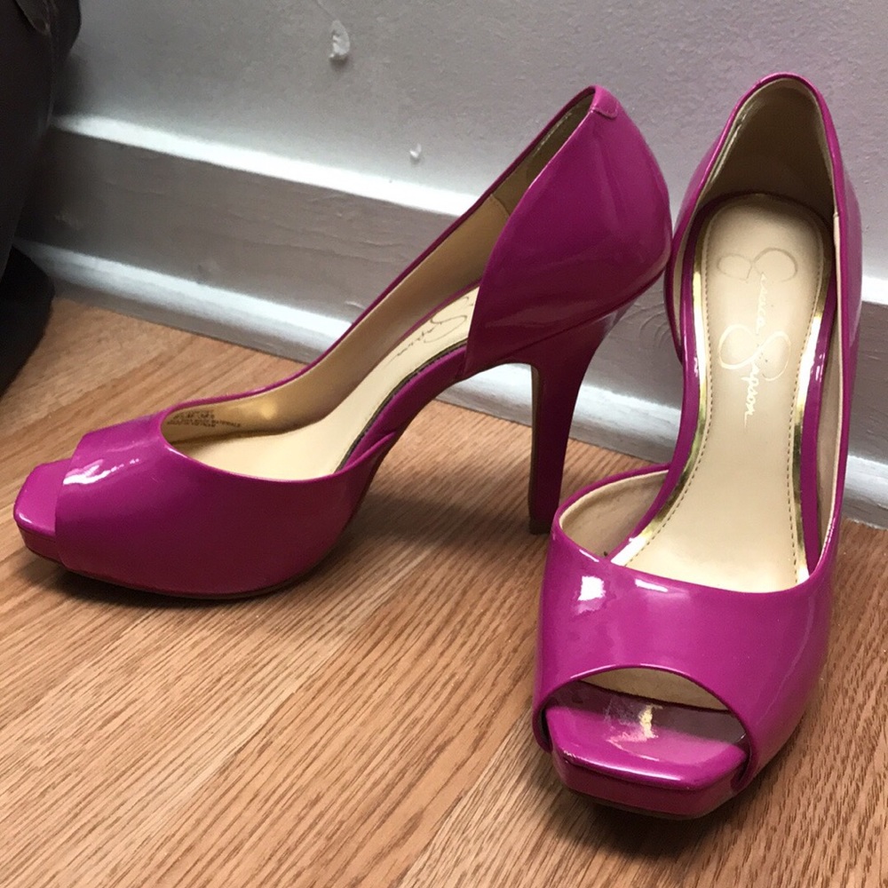 Jessica Simpson Fuchsia Heels