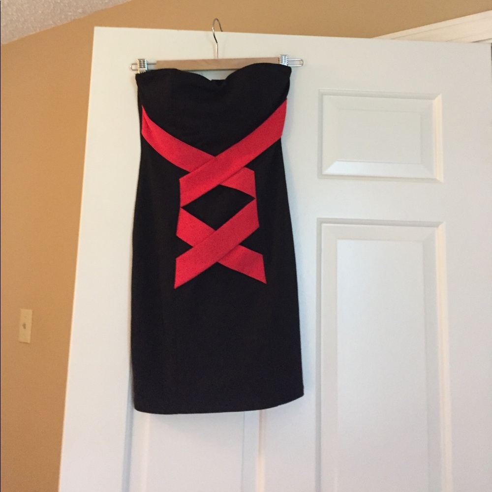 Black strapless dress