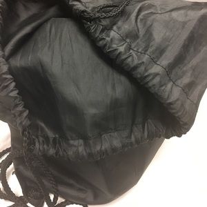 Meet your Posher, Mari