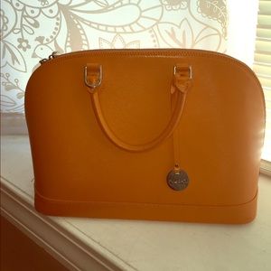 Authentic Orange Pulicati Tote with shoulder strap
