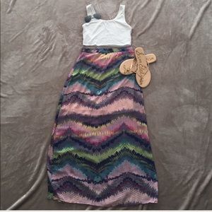 OLIVE & OAK Bright Chevron Skirt