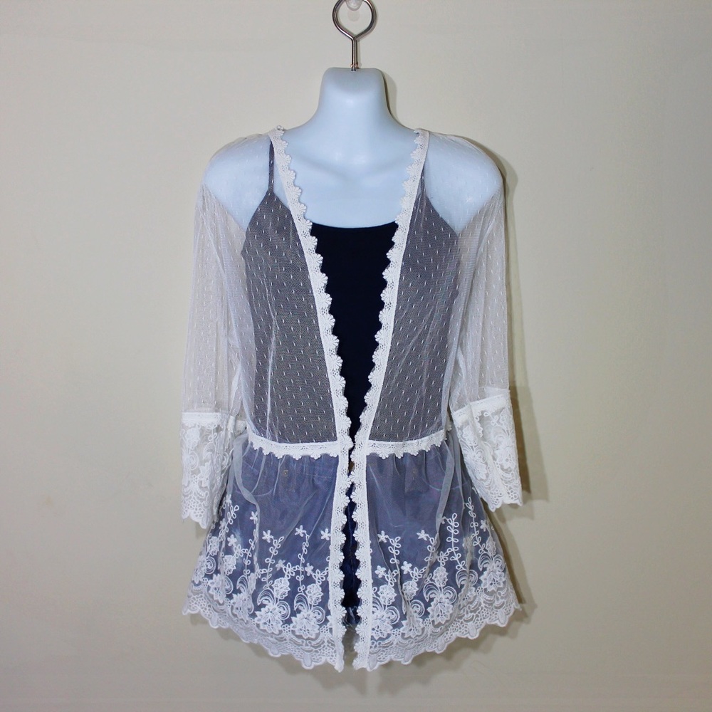 🌺🆕🌼 NWOT | Gorgeous Oversized Embroidered Shaw