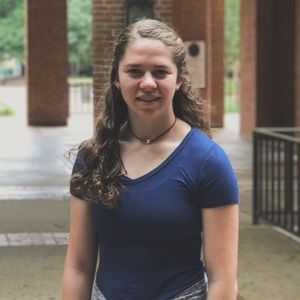 Meet your Posher, Caitlin