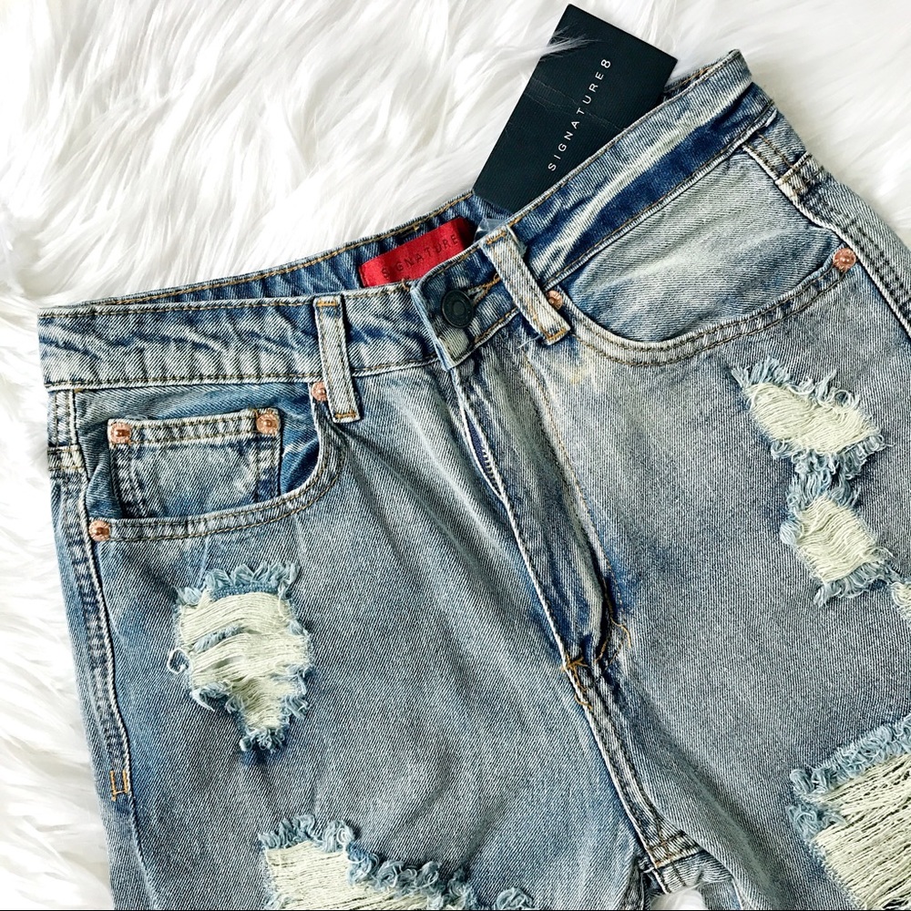 Shredded Boyfriend Jeans - Picture 6 of 8