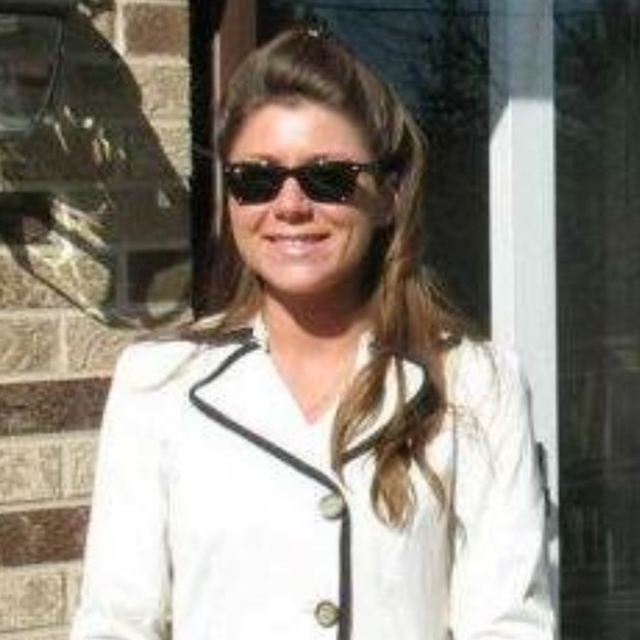 Meet your Posher, Christine - Picture 8 of 8