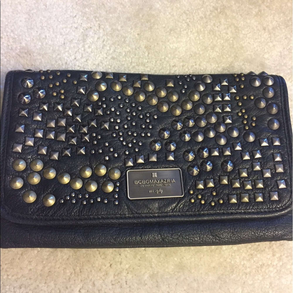 BCBG Clutch Used in a great condition