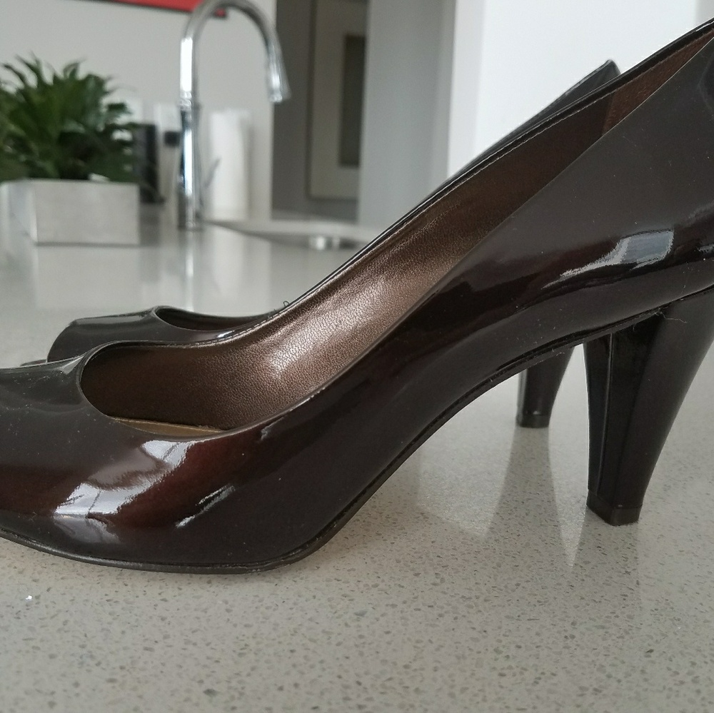 Mahogany patent leather open toed heels