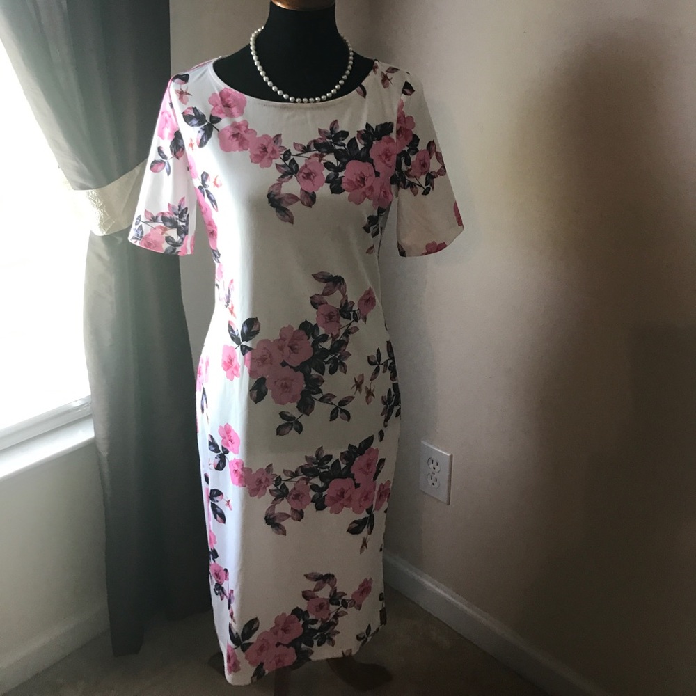 πΊπΊπΈA Dress πππ - Picture 2 of 6