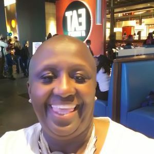 Meet your Posher, Veronica