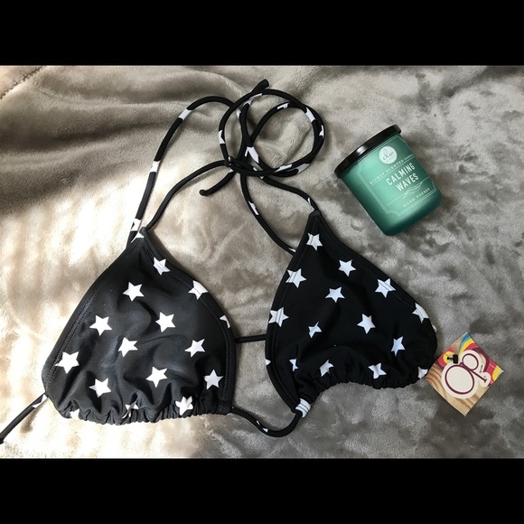 NWTS Bikini top with stars. Size large (11-13) - Picture 1 of 2