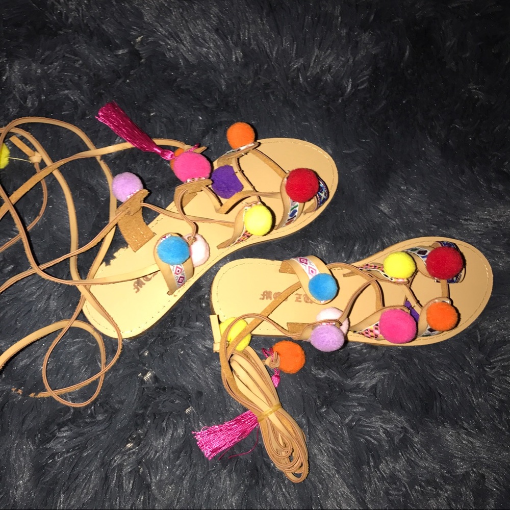 Pom Pom tie up sandals