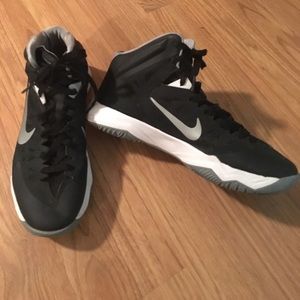 Basketball sneakers