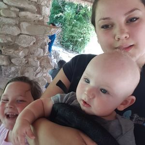 Meet your Posher, Esther