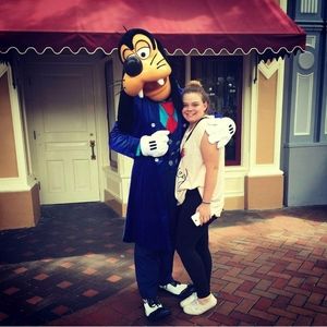 Meet your Posher, Collete