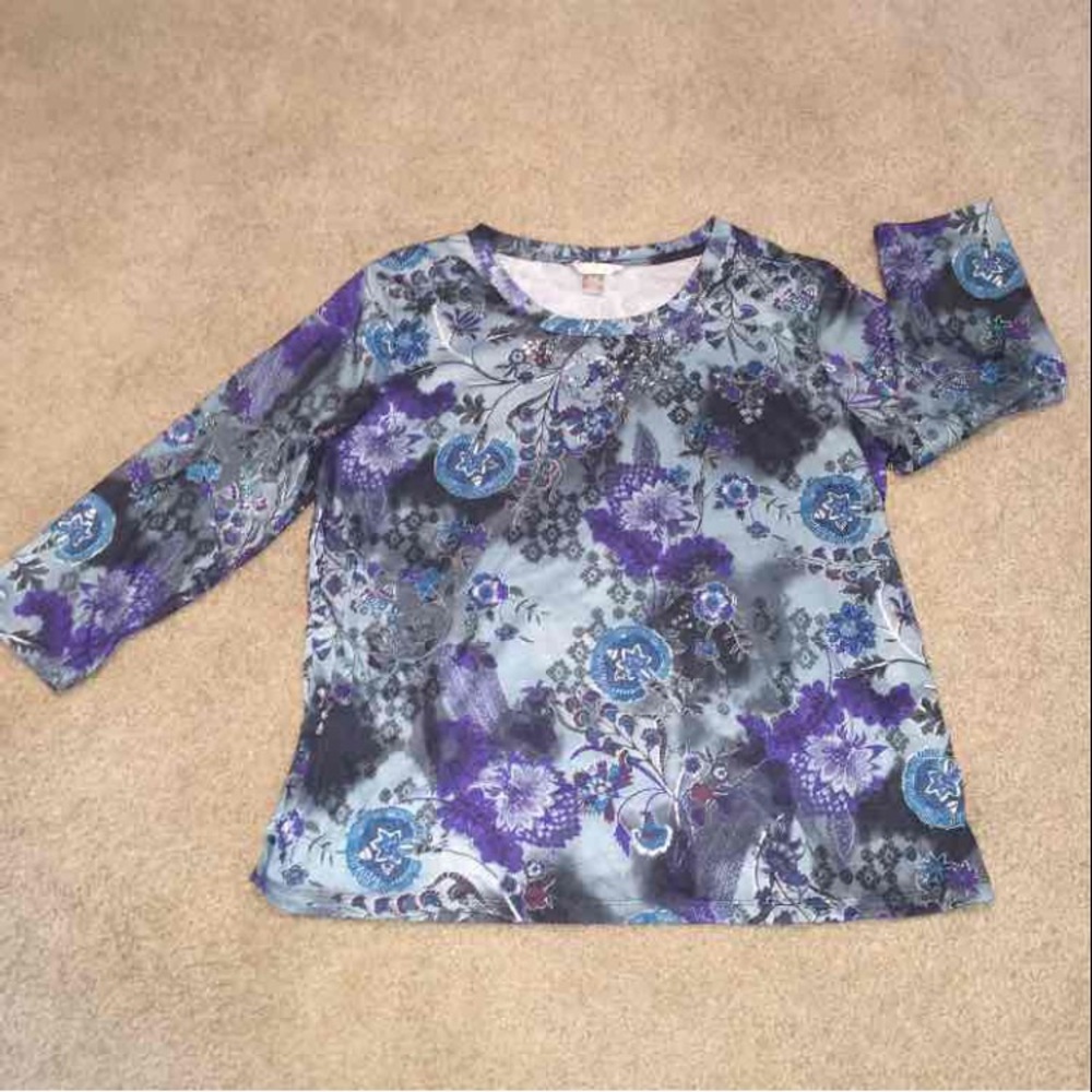 ✅ SALE ✅ Beautiful Blouse
