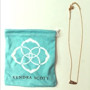 Kendra Scott pendent necklace in Rose Gold