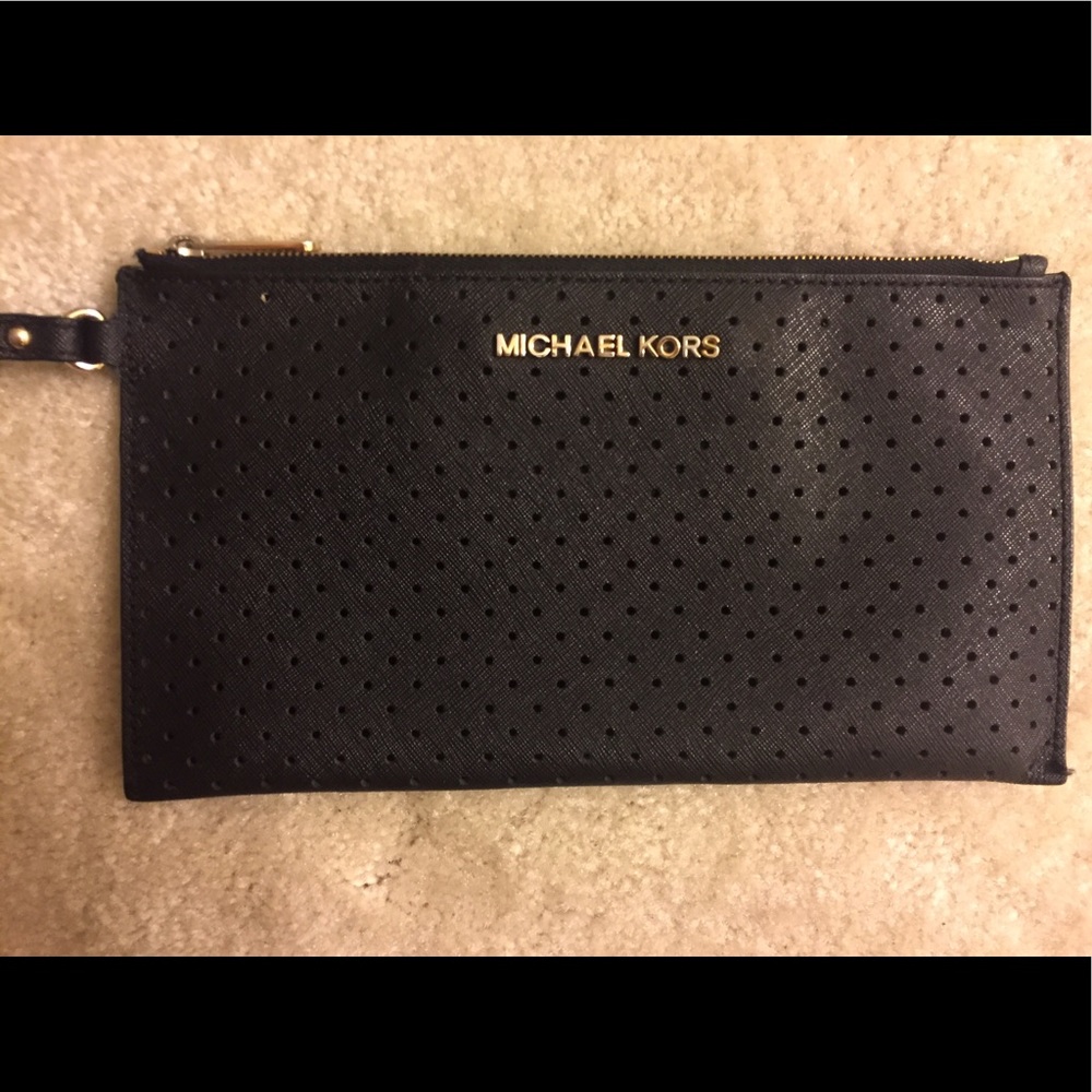Michael Kors Wristlet Wallet