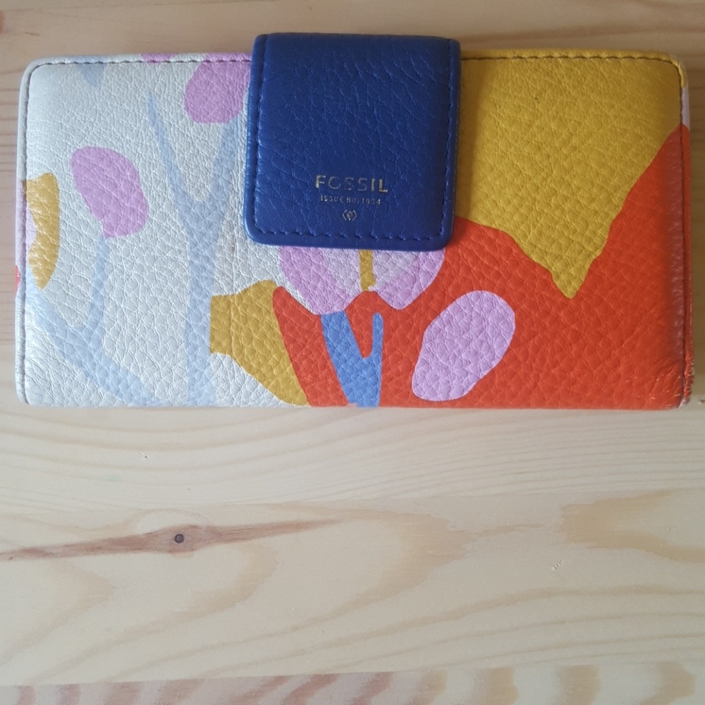 Fossil Wallet!