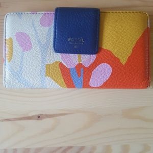 Fossil Wallet!