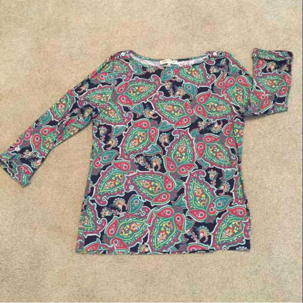 ✅ SALE ✅ Paisley Top
