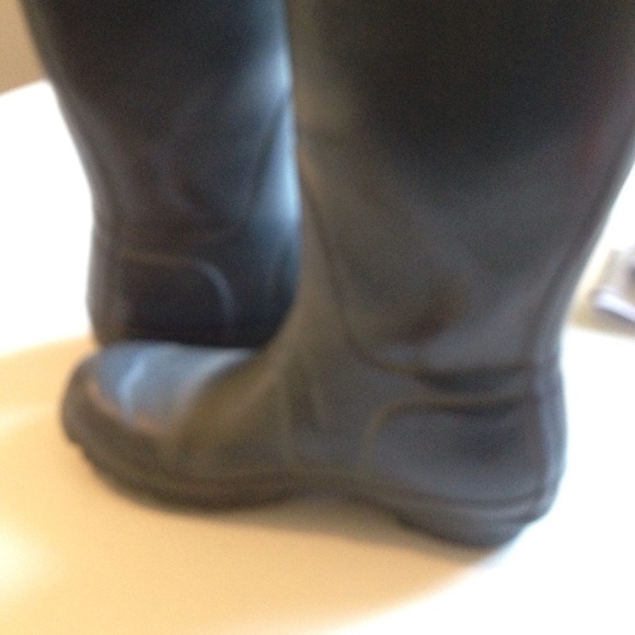 Hunters knee high rain boots - Picture 3 of 7